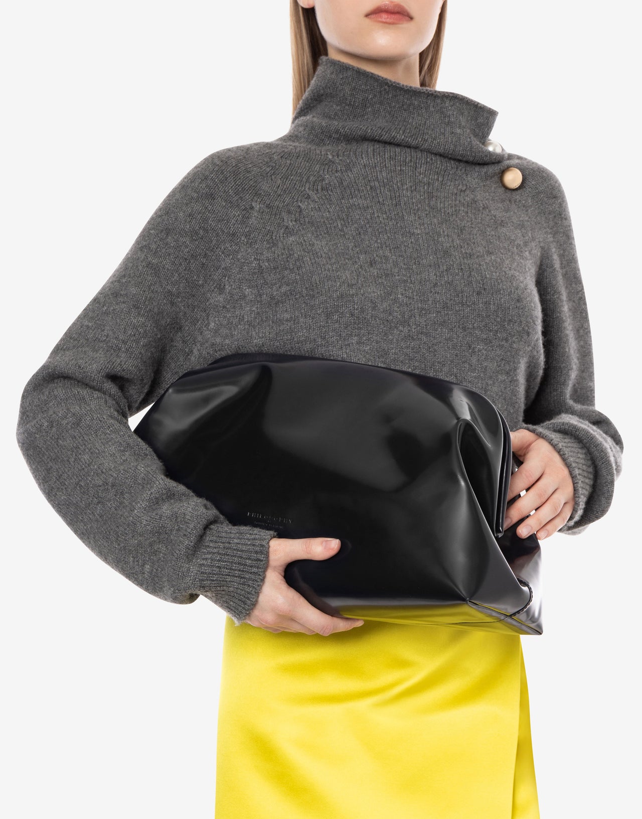 Maxi Clutch in abrasiveted leather