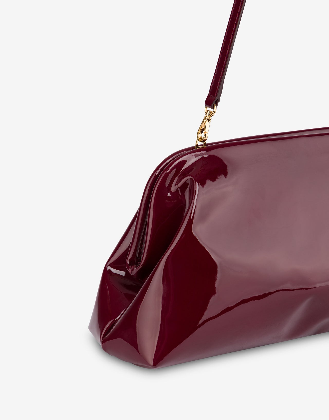 Bolso de charol mediano