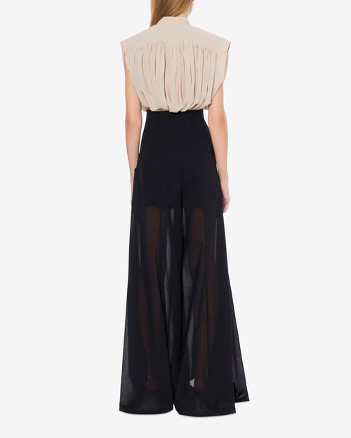 Nylon sleeveless shirt