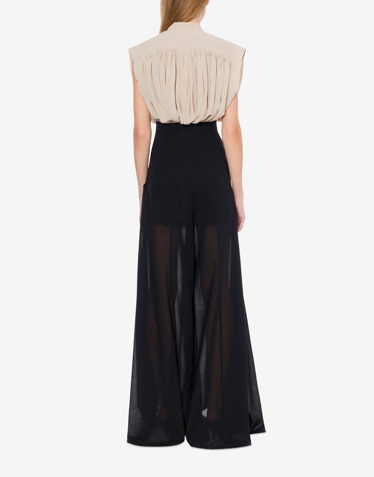 Nylon sleeveless shirt