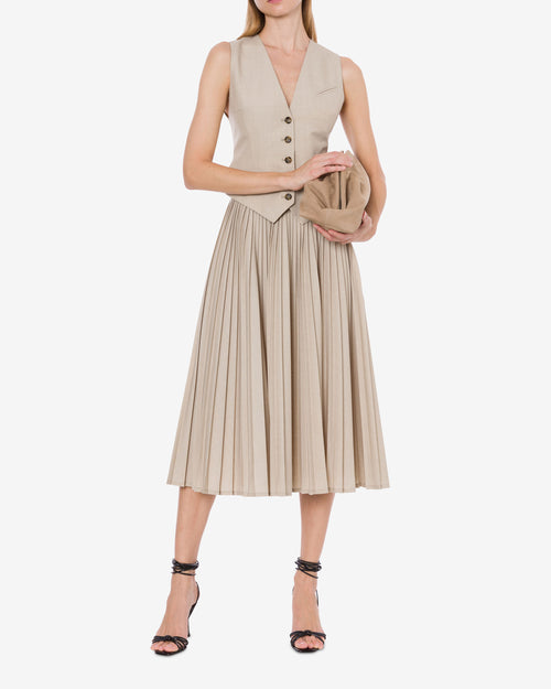 Pleated skirt in cool wool