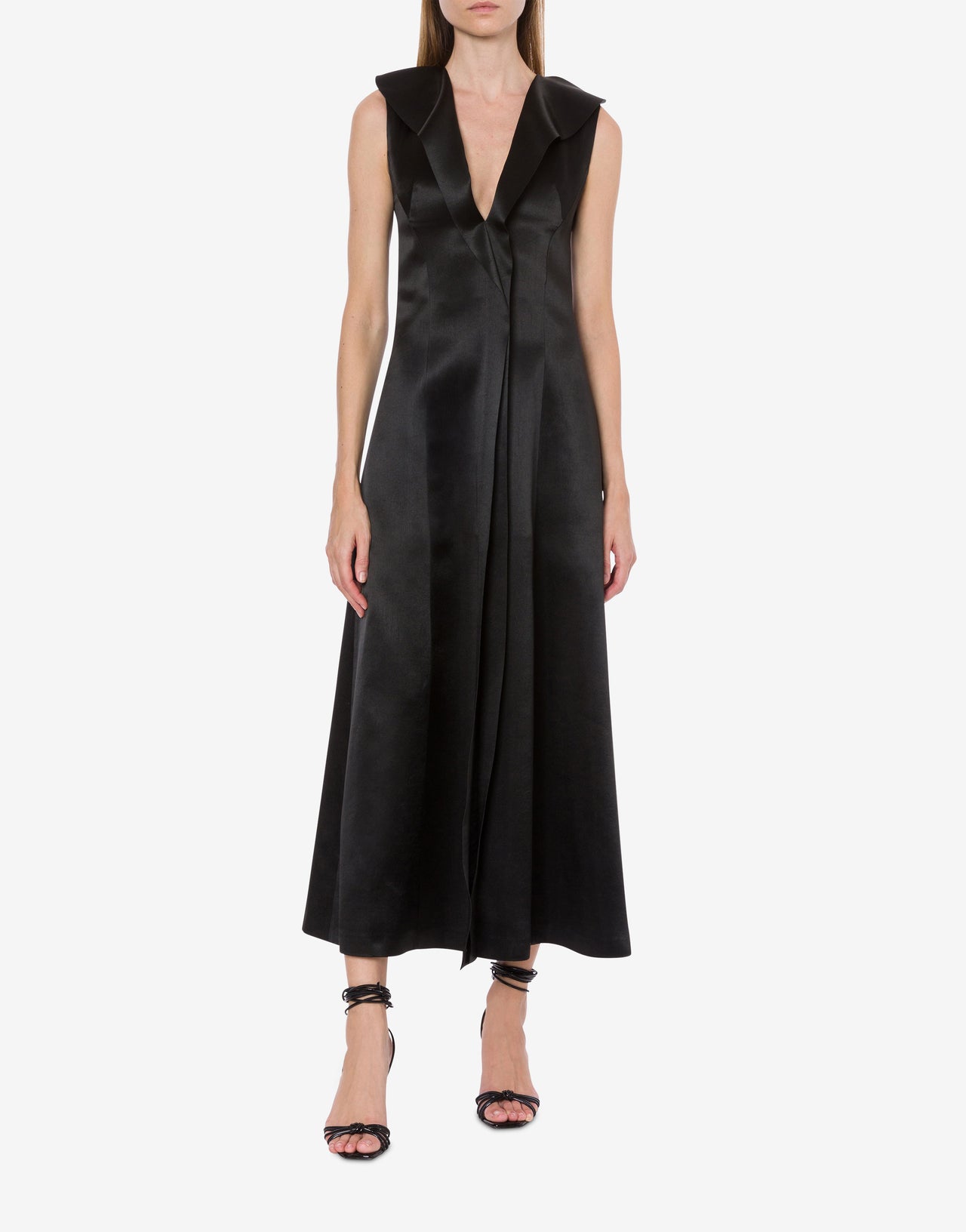 Robe longue en duchesse

