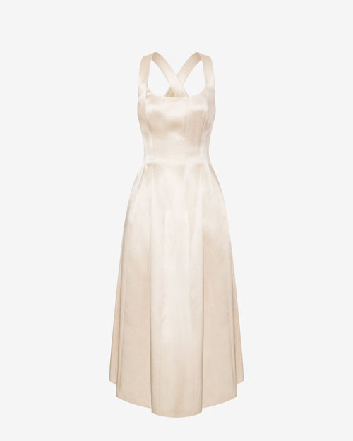 Long dress in duchesse