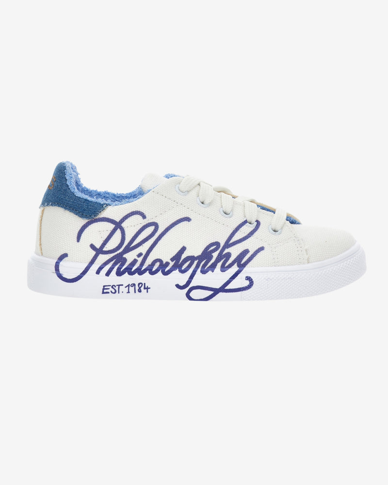 Kids trainers with logo